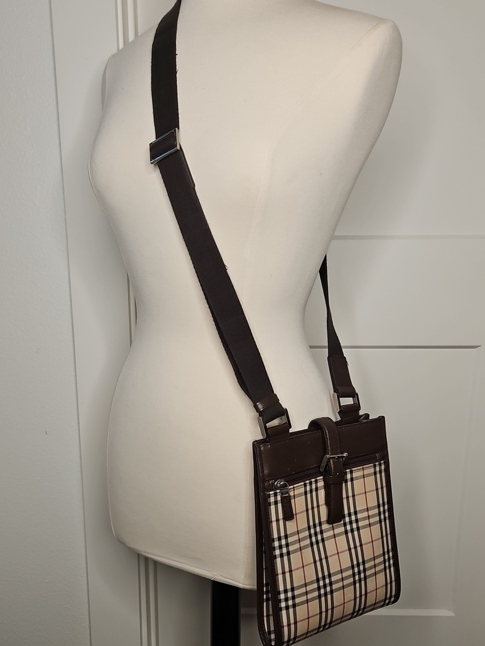Authentic Burberry Nova Crossbody Shoulder Bag